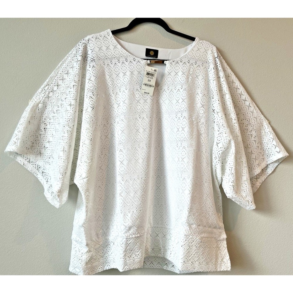 JM Collection Textured Lace Top Bright White Sz 2XL w/ Keyhole Neckline NEW G32